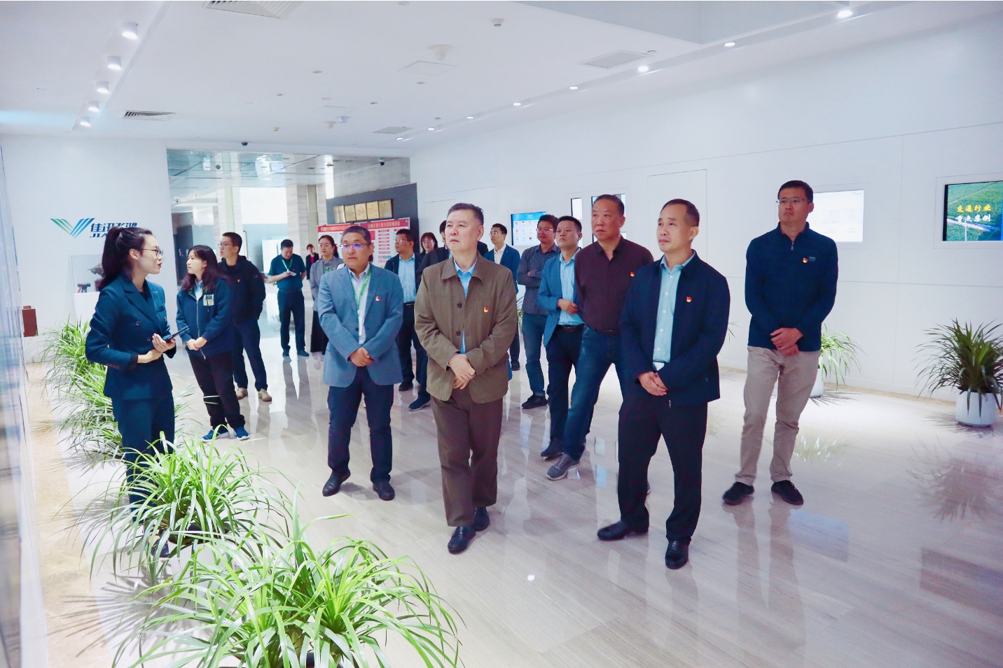 1714836816598573057.png 1714836816598573057.png